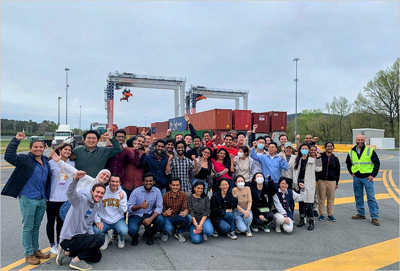 MS SCE students at facility tour