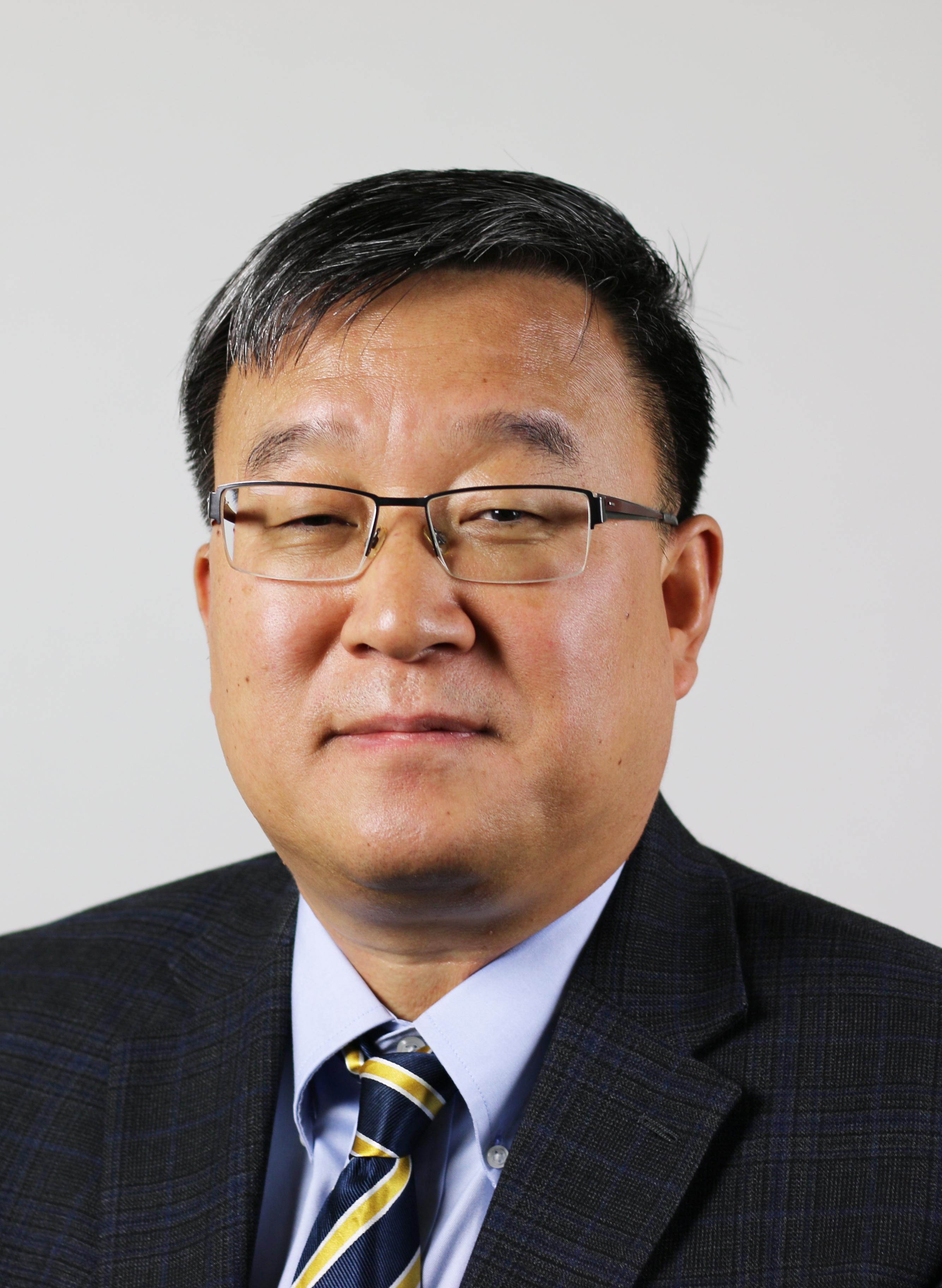 Jianjun Shi